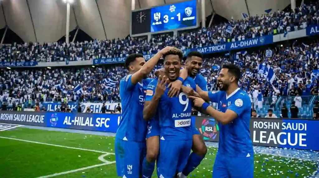 بنزيما يسجل ثلاثية قادت الهلال للفوز